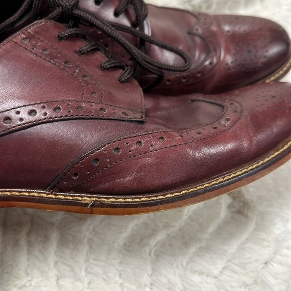 Joseph Abboud Burgundy Leather Wingtip  Lace Up Men\'s Oxfords, size 10 main image 10